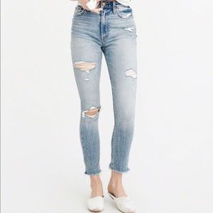 Abercrombie High Rise Slim Jean